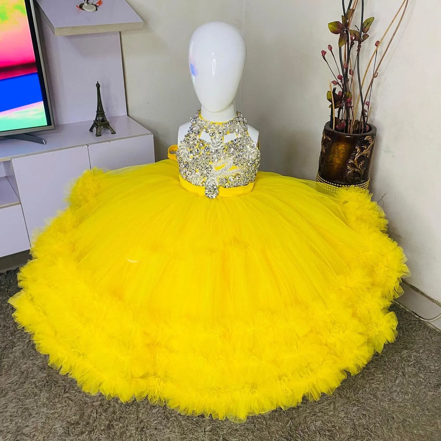 화려한 노란색 꽃의 소녀 드레스 민소매 Tulle 결혼 - Embroidery Yellow Flower 리뷰 및 가격