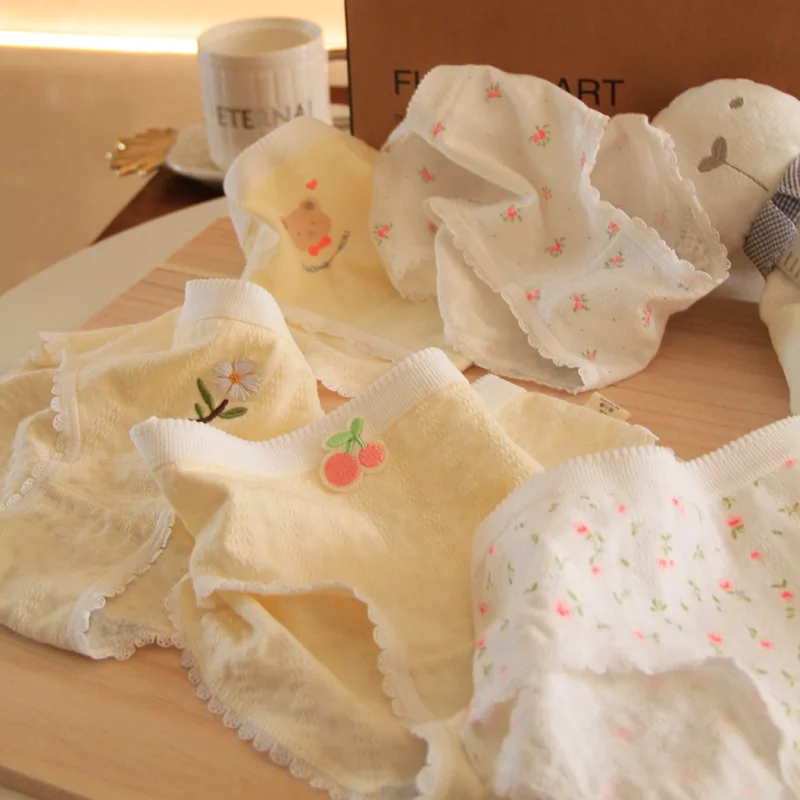 사랑스러운 꽃 자수 장식의 통기성이 좋은 면 소재 여성 - Embroidery Yellow Flower 리뷰 및 가격